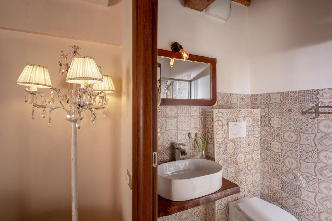 Residenza Nobile Laurina Hotel Roma Exterior foto